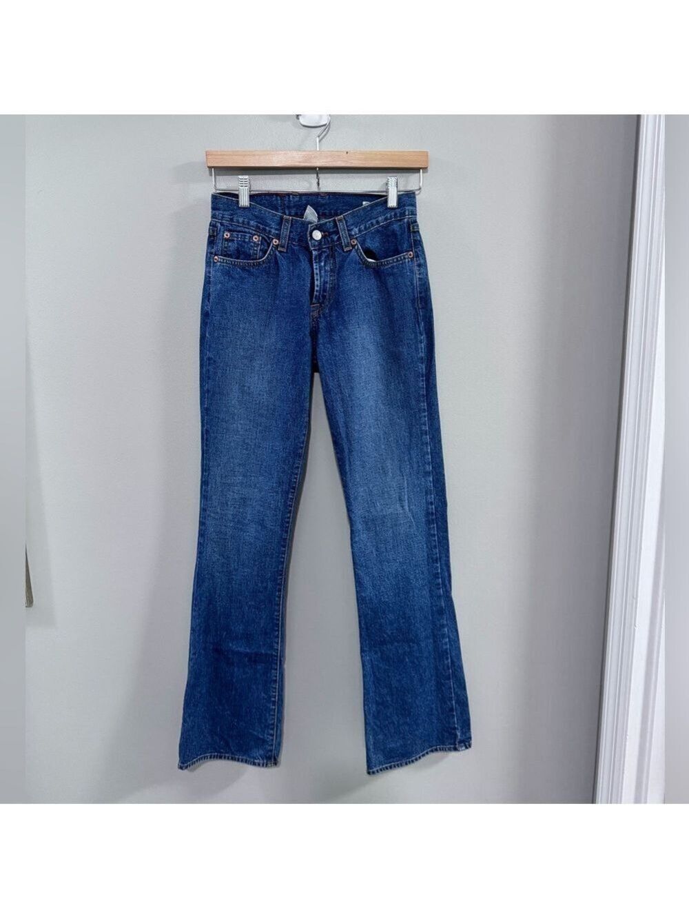 Women's Lucky Brand Dungarees By Gene Montesano Peanut Pant Flare Jeans. Size 25